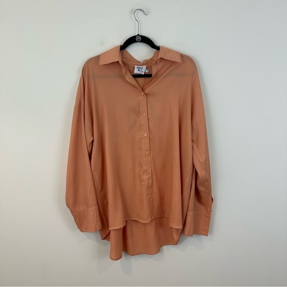Princess Polly Tops - Princess Polly Peach Button-Up Satin Feel Women's Top Tunic Length Size 6
